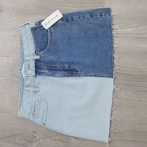 Denim skirt